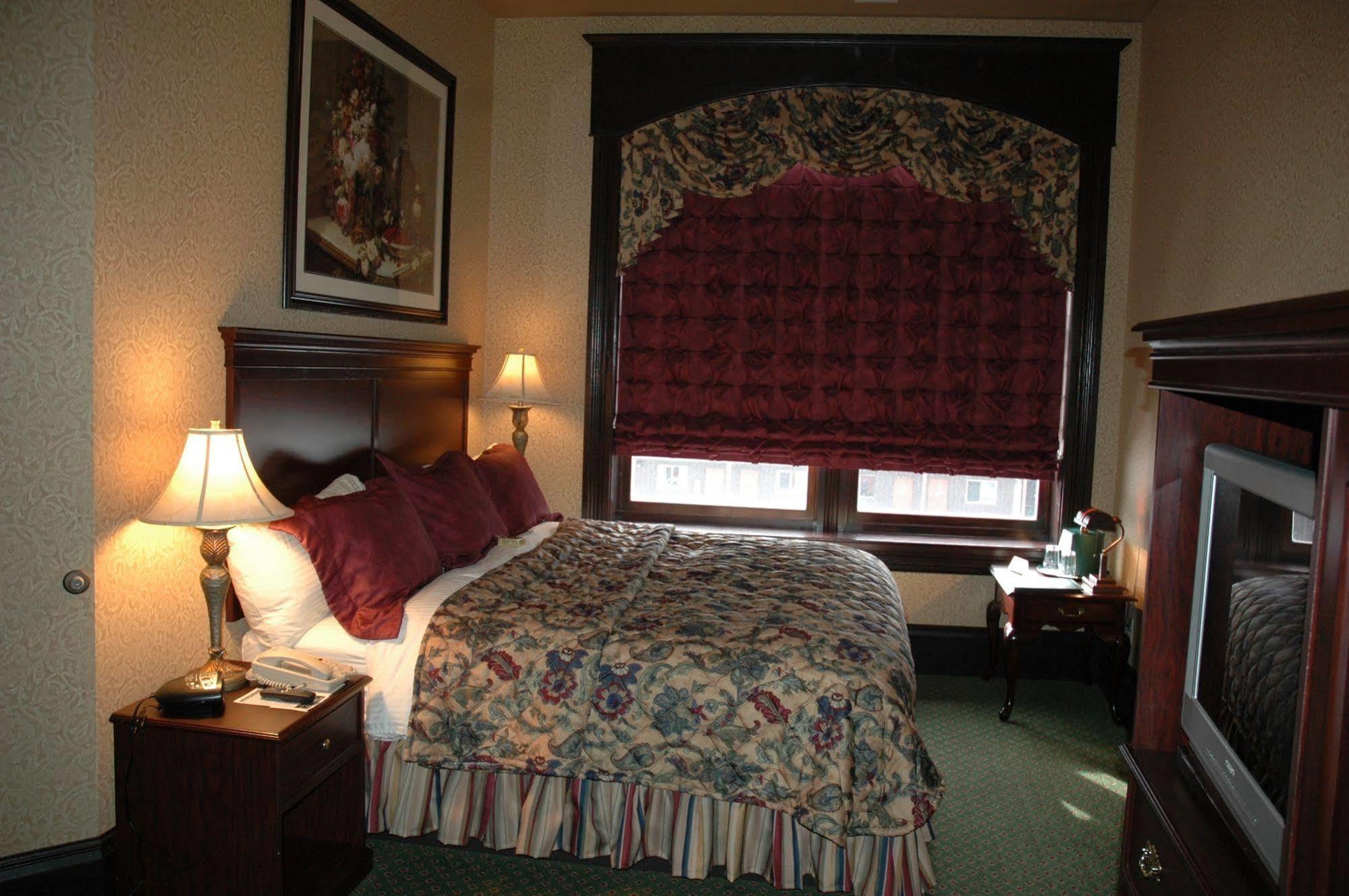 Hickok'S Hotel And Gaming Deadwood Extérieur photo